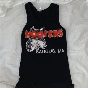 Hooters Tank